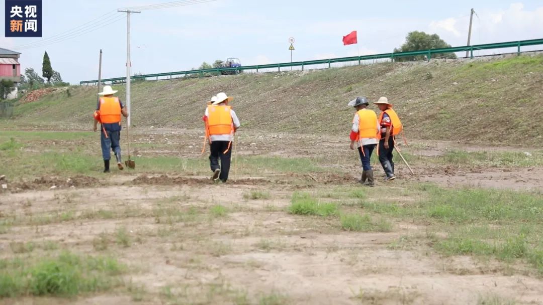 
博爱医院黄牛代挂号电话票贩子号贩子网上预约挂号,住院检查加快,画面震撼！一封“家书”发出后，千余人紧急返乡！