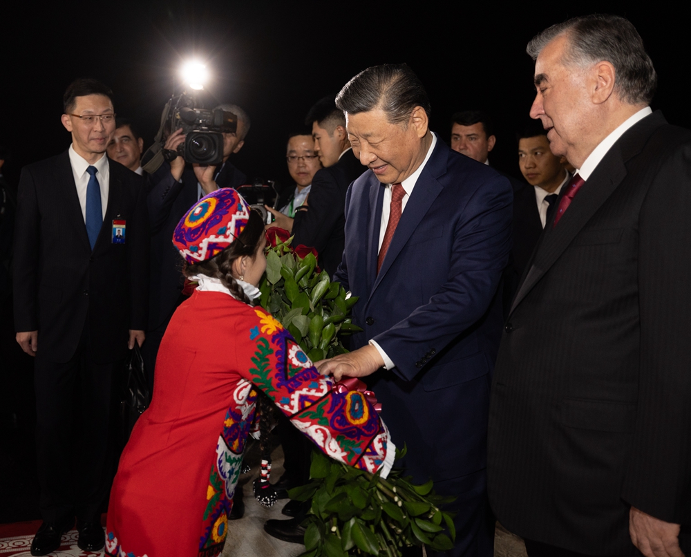 
代挂姜玉武的号黄牛代挂号电话票贩子号贩子网上预约挂号,住院检查加快,高清大图｜习近平主席在塔吉克斯坦