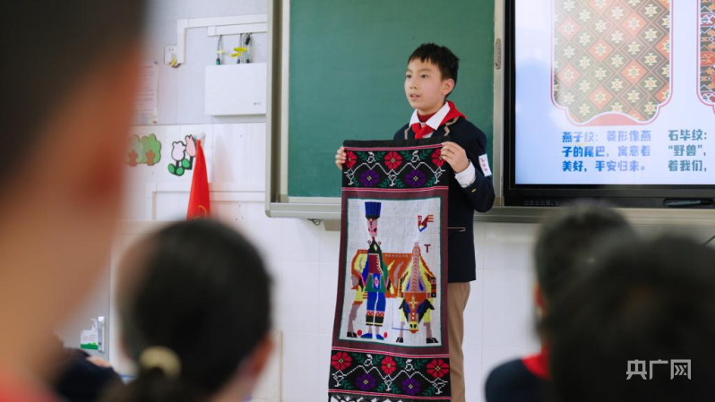 
北医六院黄牛代挂号电话票贩子号贩子网上预约挂号,住院检查加快,强国正少年丨一颗小小“石榴籽” 民族团结“青骑兵”