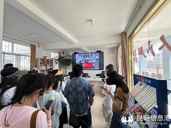 
首都医科大学附属安贞医院黄牛代挂号电话票贩子号贩子网上预约挂号,住院检查加快,因地制宜闯出普法“新路子” 大理巍山特色化普法“接地气”
