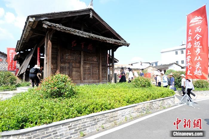 
南京军区总医院黄牛代挂号电话票贩子号贩子网上预约挂号,住院检查加快,“而今迈步从头越——长征路上学党史”网上主题宣传福建线活动启动