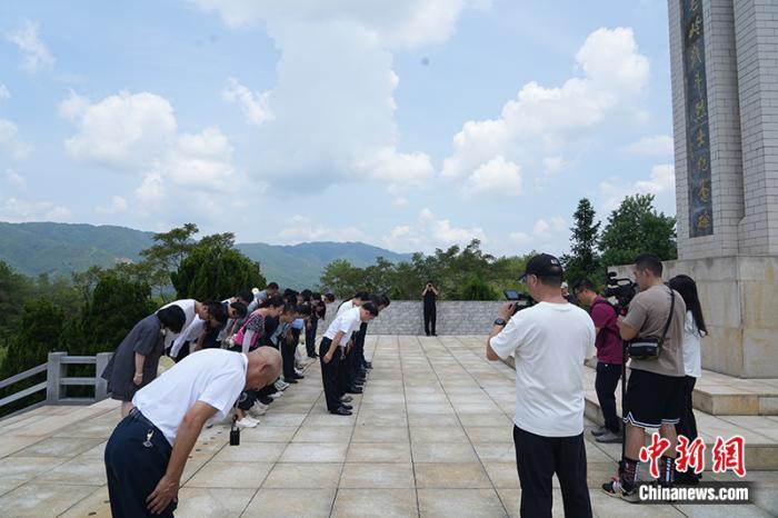 
南京军区总医院黄牛代挂号电话票贩子号贩子网上预约挂号,住院检查加快,“而今迈步从头越——长征路上学党史”网上主题宣传福建线活动启动