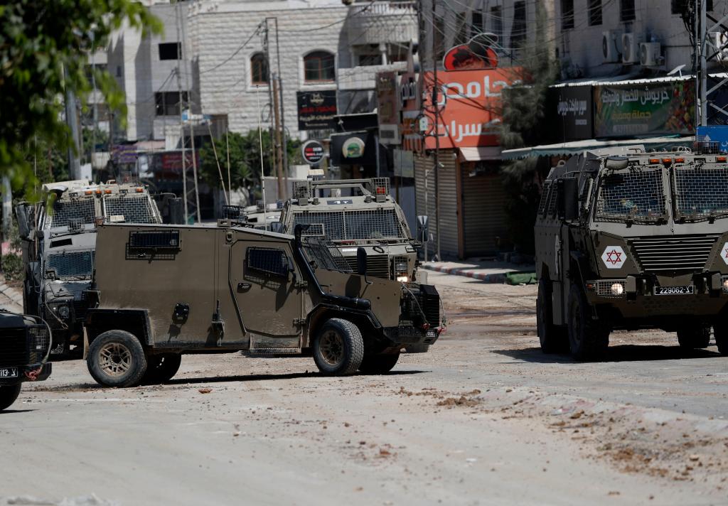 
北医三院黄牛代挂号电话票贩子号贩子网上预约挂号,住院检查加快,以军大举围攻约旦河西岸难民营 破坏基础设施