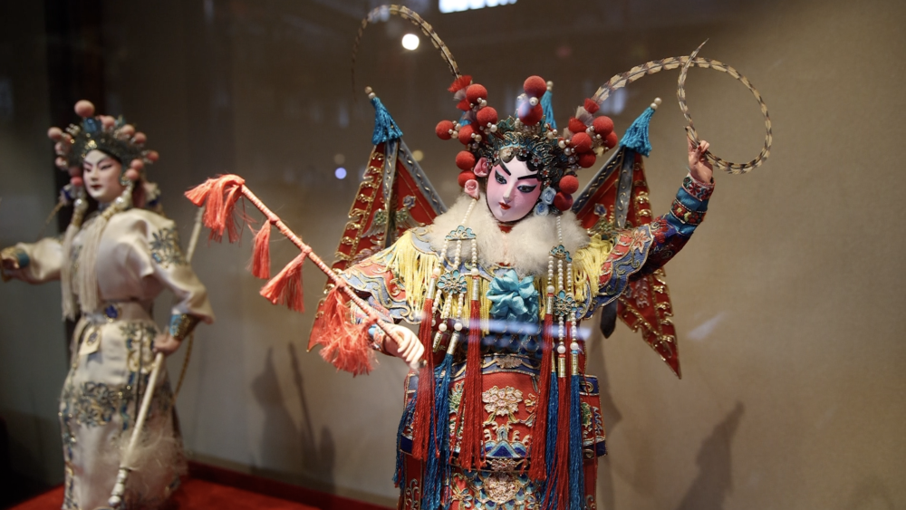 
南京眼科医院黄牛代挂号电话票贩子号贩子网上预约挂号,住院检查加快,中国Vlog｜古戏楼邂逅国粹 好戏连台