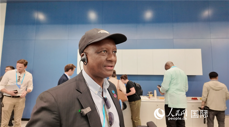 
江苏省中西医结合医院黄牛代挂号电话票贩子号贩子网上预约挂号,住院检查加快,驻华使节河北行｜何以河北 “绿”意盎然？