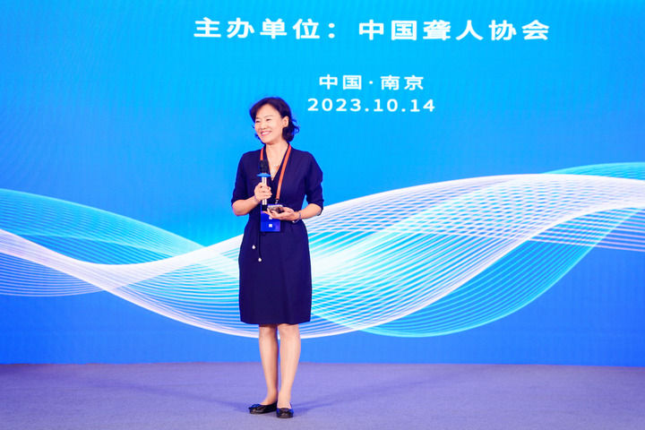 
北京大学人民医院黄牛代挂号电话票贩子号贩子网上预约挂号,住院检查加快,“我只是听不见，但我能看见学生眼里的光”——南开大学聋人教师卜欣欣的两个“讲台”
