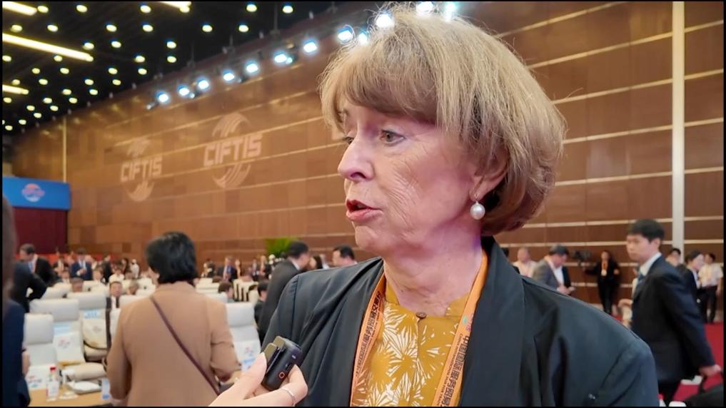 
成都华西医院黄牛代挂号电话票贩子号贩子网上预约挂号,住院检查加快,微视频丨服贸之约 共赢未来