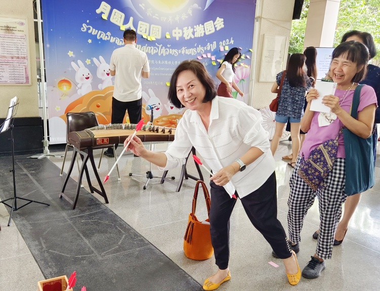 
代挂姜玉武的号黄牛代挂号电话票贩子号贩子网上预约挂号,住院检查加快,资讯有故事丨海外庆中秋活动创意满满 外国友人说“我知道了中国人为什么庆祝这个节日”