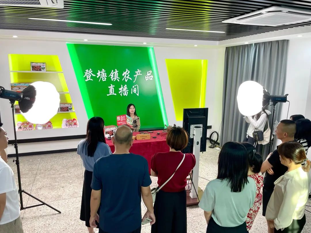 
浙江省同德医院黄牛代挂号电话票贩子号贩子网上预约挂号,住院检查加快,广东：互联网大省的强村网事