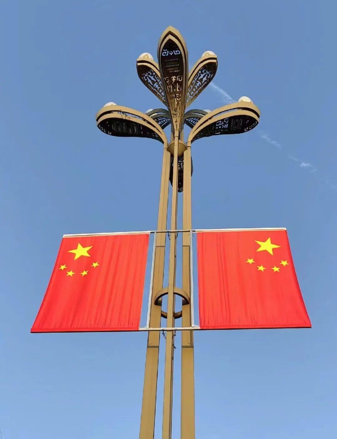 
北京协和医院黄牛代挂号电话票贩子号贩子网上预约挂号,住院检查加快,国庆氛围感拉满！祖国大街小巷披上“中国红”