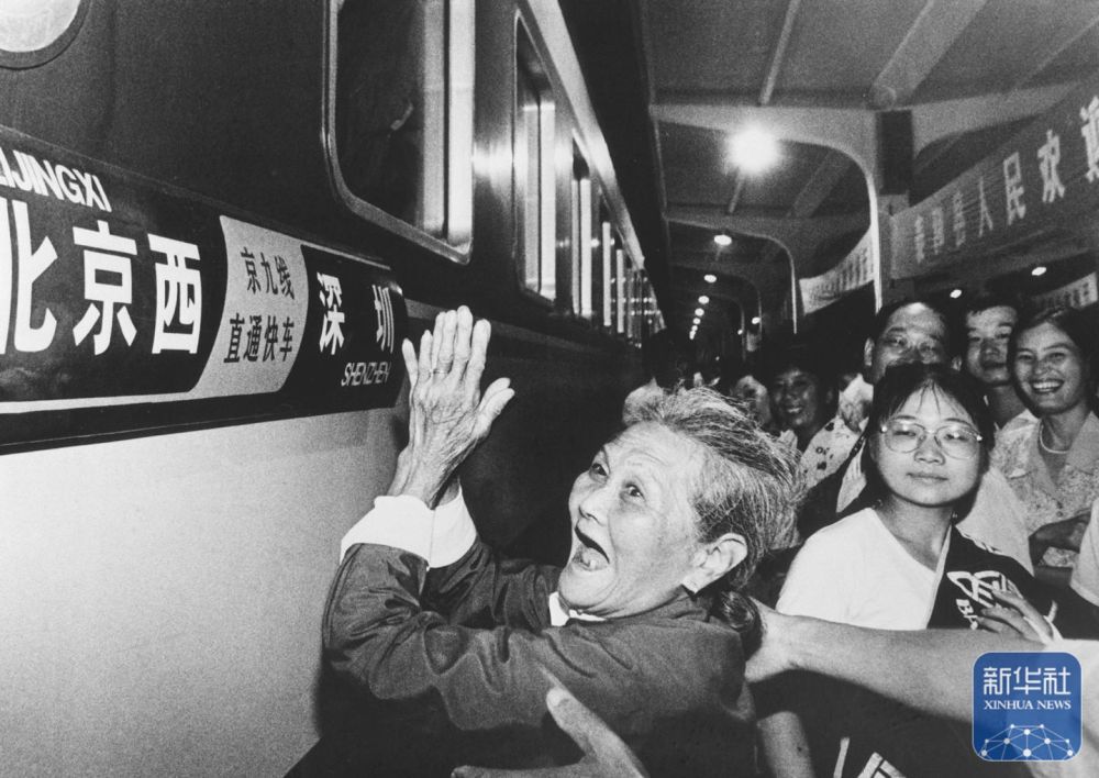 
广州肿瘤医院黄牛代挂号电话票贩子号贩子网上预约挂号,住院检查加快,国社之镜·世纪光影丨天堑通途，新华社记者凝固下了这些难忘瞬间