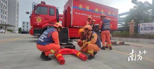 
上海儿童医院黄牛代挂号电话票贩子号贩子网上预约挂号,住院检查加快,台风“摩羯”或二次登陆湛江！海南狂风骤雨，广东严阵以待→