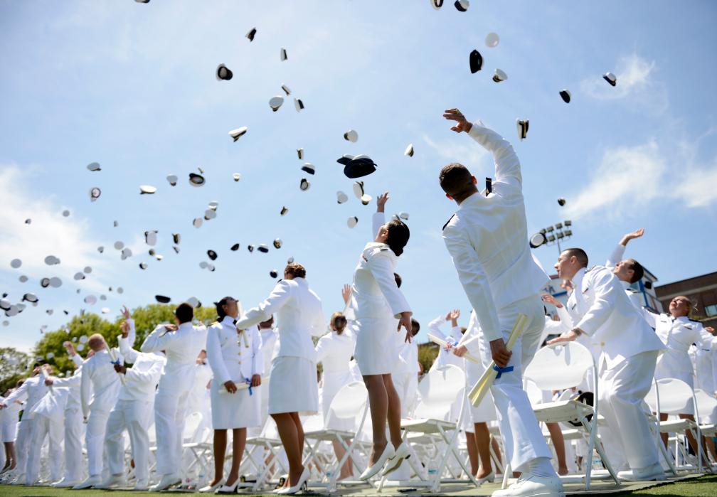 
上海肺科医院黄牛代挂号电话票贩子号贩子网上预约挂号,住院检查加快,合计索赔1.3亿美元 多名受性侵学员状告美国军校