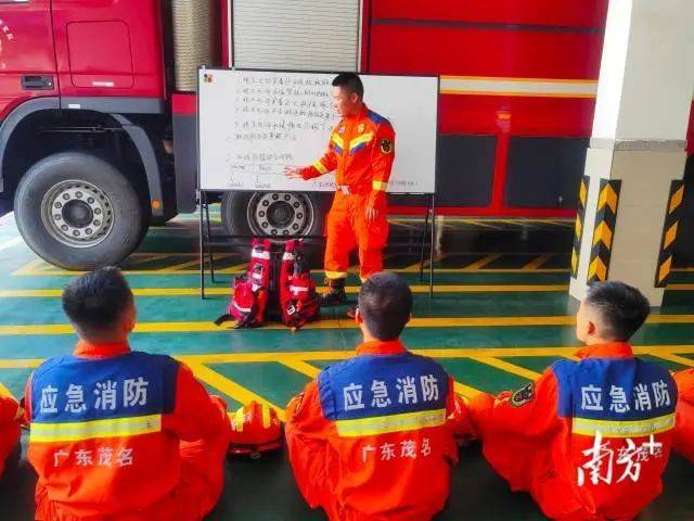 
上海儿童医院黄牛代挂号电话票贩子号贩子网上预约挂号,住院检查加快,台风“摩羯”或二次登陆湛江！海南狂风骤雨，广东严阵以待→