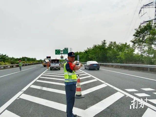 
上海儿童医院黄牛代挂号电话票贩子号贩子网上预约挂号,住院检查加快,台风“摩羯”或二次登陆湛江！海南狂风骤雨，广东严阵以待→