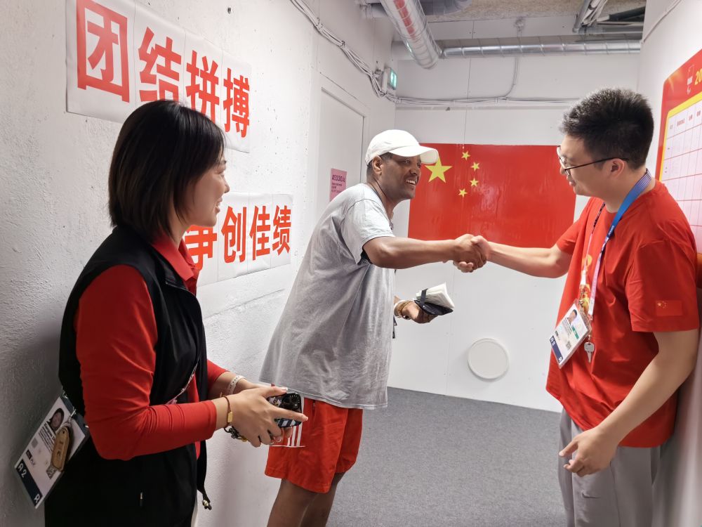 
南京儿童医院黄牛代挂号电话票贩子号贩子网上预约挂号,住院检查加快,巴黎残奥会 | 雪中送炭的眼罩