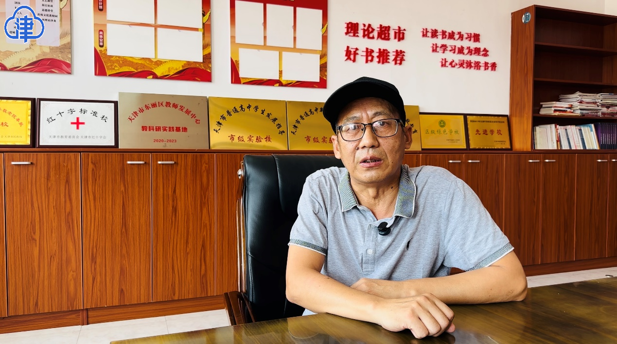 
广州中山眼科医院黄牛代挂号电话票贩子号贩子网上预约挂号,住院检查加快,【教师节40周年特稿】躬耕教坛四十载，他们与教师节“一起出发”