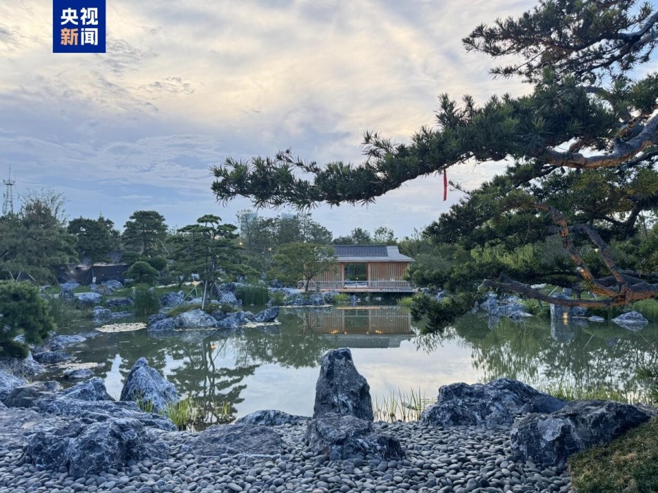 
西安市中医医院黄牛号贩子票贩子代网上预约代挂号电话65公顷！上海世博文化公园南区9月20日开园