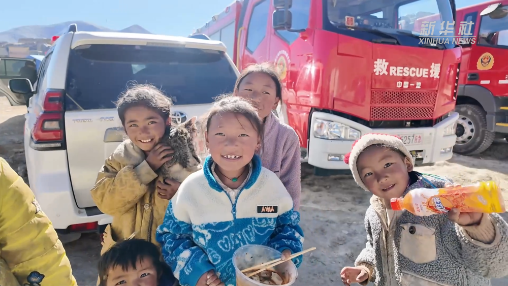 
北医六院黄牛代挂号电话票贩子号贩子网上预约挂号,住院检查加快,爱在这里汇聚——新华社记者探访定日县塘仁村震后安置点