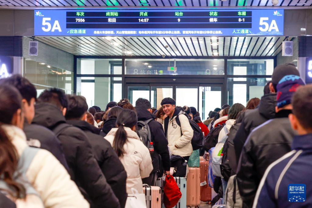 沈阳医大二院黄牛代挂号电话票贩子号贩子网上预约挂号,住院检查加快,南疆“慢火车”载“候鸟”回家