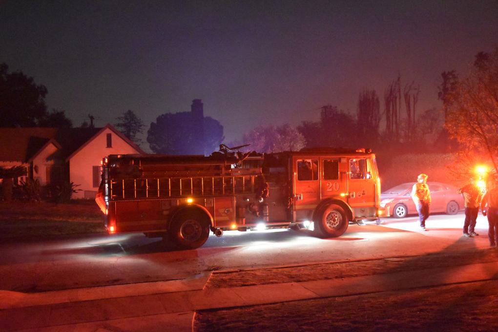 
中国中医科学院西苑黄牛代挂号电话票贩子号贩子网上预约挂号,住院检查加快,加州山火“烧伤”美国房屋保险业