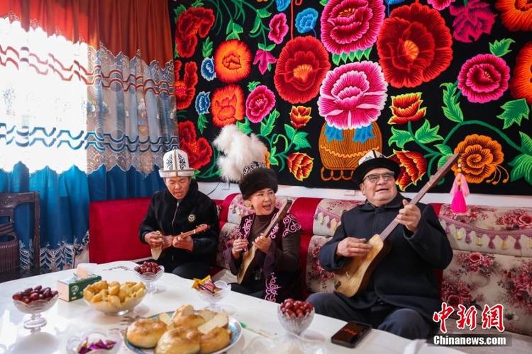 
北京协和医院黄牛代挂号电话票贩子号贩子网上预约挂号,住院检查加快,（新春走基层）新疆乌什有一个“幸福村”