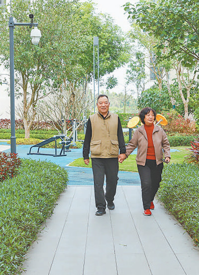 
南京鼓楼医院黄牛代挂号电话票贩子号贩子网上预约挂号,住院检查加快,老两口三赴海南过冬，次次都有新体验（民生一线·银发经济促消费）