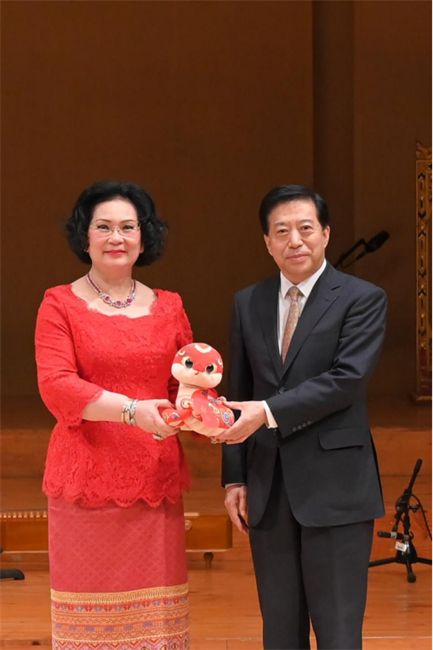 
湖南中医附一医院黄牛代挂号电话票贩子号贩子网上预约挂号,住院检查加快,中泰音乐家联袂奏响2025泰国“欢乐春节”序曲