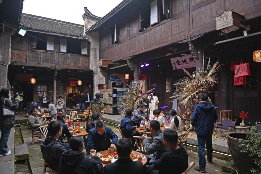 
广州市第一人民医院黄牛代挂号电话票贩子号贩子网上预约挂号,住院检查加快,“农创客”激活乡村振兴新引擎