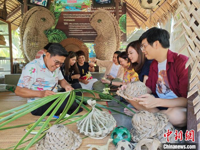 
浙江省同德医院黄牛代挂号电话票贩子号贩子网上预约挂号,住院检查加快,2024年赴泰外国游客超3500万人次