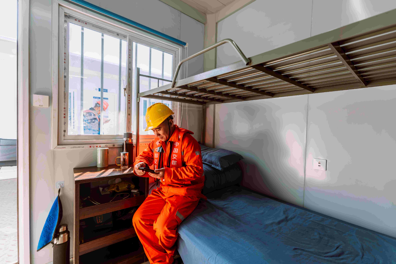 
北京广安门中医院黄牛代挂号电话票贩子号贩子网上预约挂号,住院检查加快,【新春走基层】离岸两海里 与海共潮汐