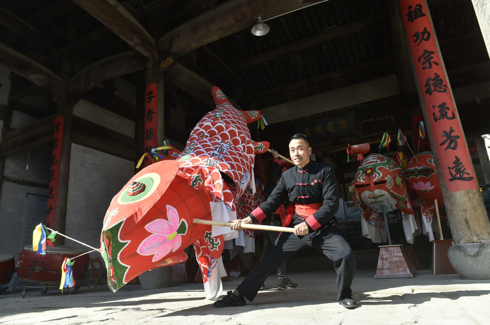 
广州市第一人民医院黄牛代挂号电话票贩子号贩子网上预约挂号,住院检查加快,文化中国行｜璀璨鱼灯焕发新生机