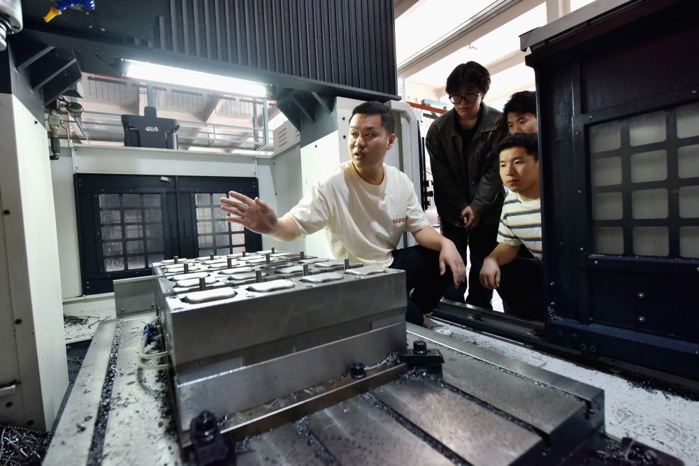 
中国中医科学院西苑黄牛代挂号电话票贩子号贩子网上预约挂号,住院检查加快,新华解码｜2025年如何稳就业促增收——权威部门解答就业、收入热点问题