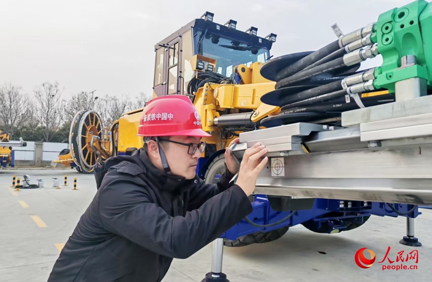 
杭州市七医院黄牛代挂号电话票贩子号贩子网上预约挂号,住院检查加快,新春走基层丨“隧道探险家”出海记