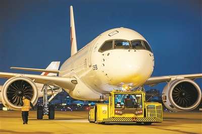 
浙江第二医院黄牛代挂号电话票贩子号贩子网上预约挂号,住院检查加快,守护千家万户的团圆路（2025春运一线）