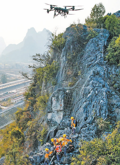 
浙江第二医院黄牛代挂号电话票贩子号贩子网上预约挂号,住院检查加快,守护千家万户的团圆路（2025春运一线）