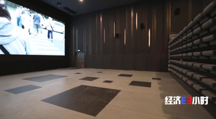 
江苏省中西医结合医院黄牛代挂号电话票贩子号贩子网上预约挂号,住院检查加快,全高帧LED屏影院 专属“火锅厅”！这个春节档新意满满