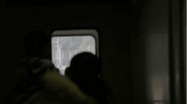 上海中山医院黄牛代挂号电话票贩子号贩子网上预约挂号,住院检查加快,40秒团聚!近在咫尺却无法拥抱……