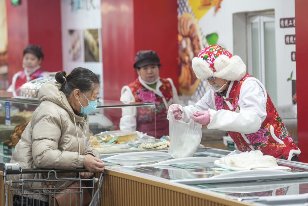 
东部战区总医院黄牛代挂号电话票贩子号贩子网上预约挂号,住院检查加快,新闻多一点｜百年老市场的浓浓烟火气