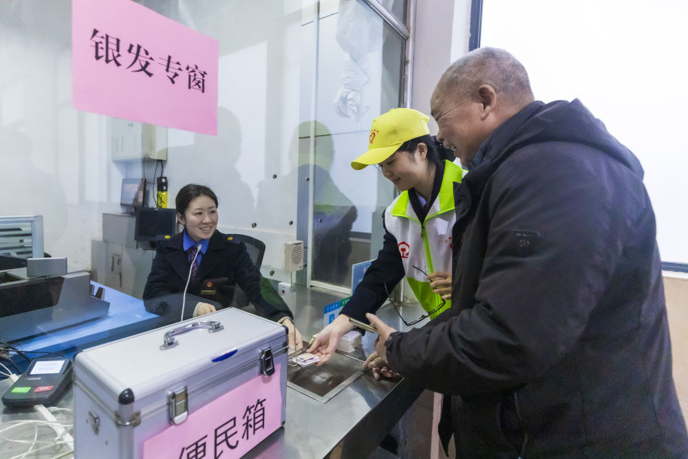 
浙江中医药第二医院黄牛代挂号电话票贩子号贩子网上预约挂号,住院检查加快,春运·小事中的改革｜车站“叫号牌”，给老人出行送上“暖心贴”