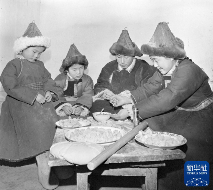 
北京朝阳医院黄牛代挂号电话票贩子号贩子网上预约挂号,住院检查加快,时光相册丨我们的春节·吃年夜饭喽！