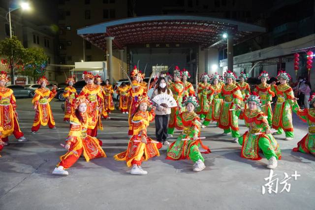 
北京大学第一医院黄牛代挂号电话票贩子号贩子网上预约挂号,住院检查加快,开箱！将启程欧洲的汕头英歌队，行李箱装满“中国年味”| 文化中国行