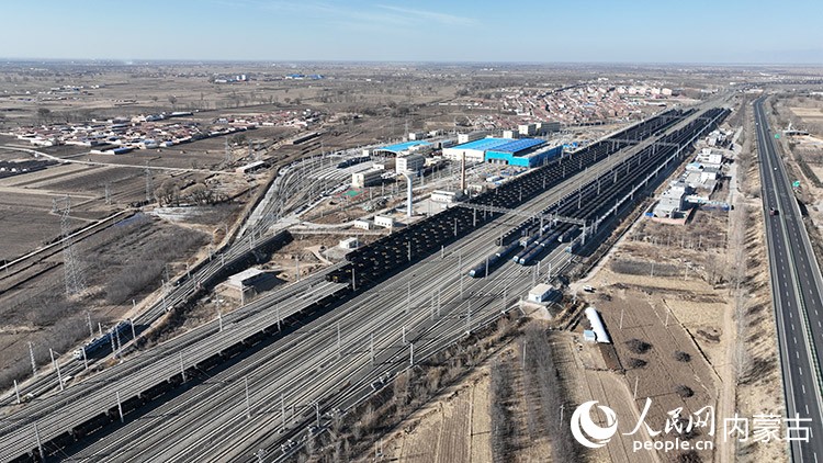 
北京肿瘤医院黄牛代挂号电话票贩子号贩子网上预约挂号,住院检查加快,新春走基层︱万吨煤龙出塞北