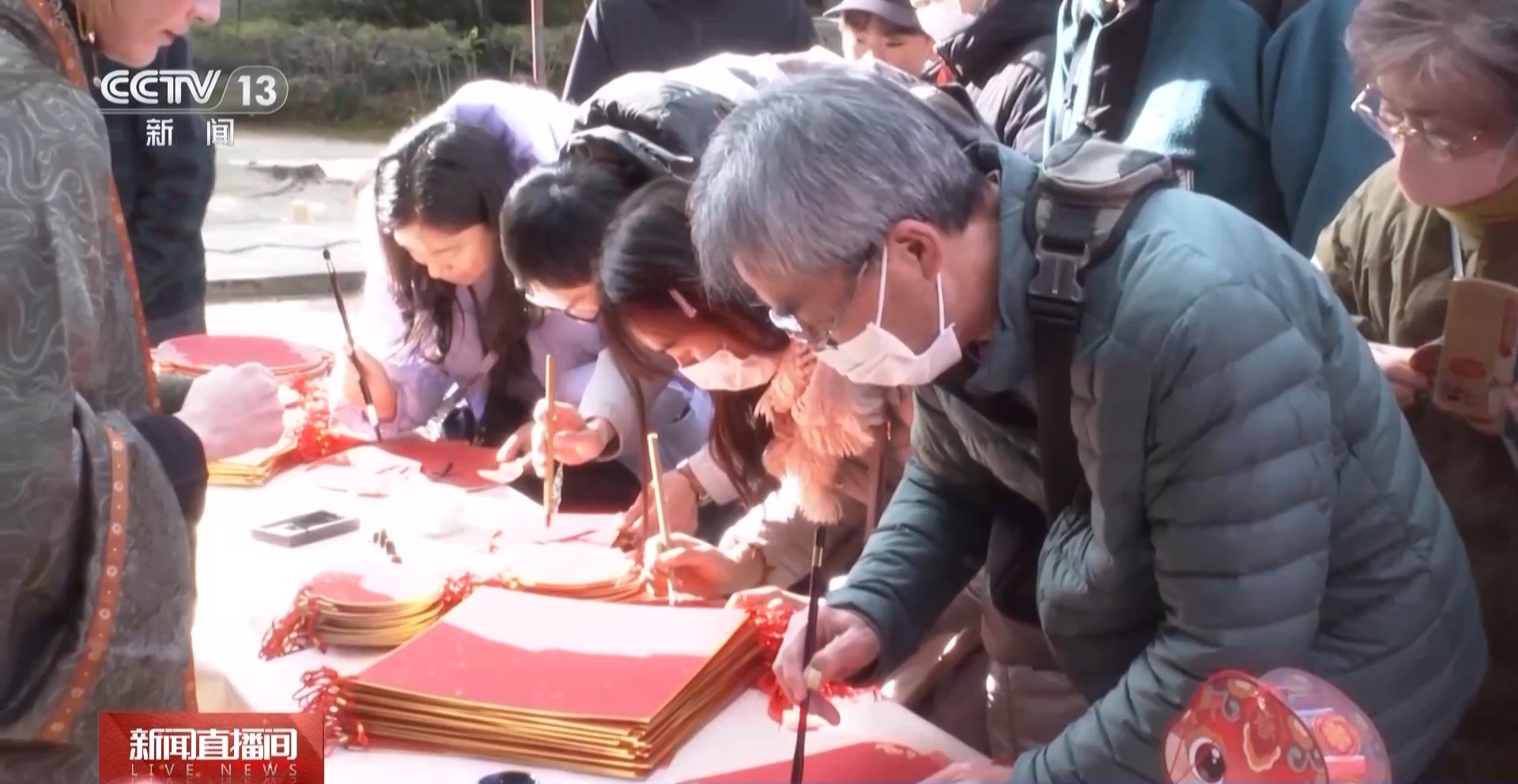 
上海各大医院黄牛代挂号电话票贩子号贩子网上预约挂号,住院检查加快,全球共贺中国年 展现春节文化魅力