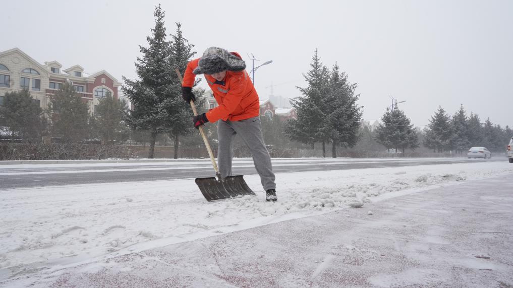 
杭州市三医院黄牛代挂号电话票贩子号贩子网上预约挂号,住院检查加快,新春走基层·记者体验360行丨记者拜师环卫工：“看会”不等于“学会”