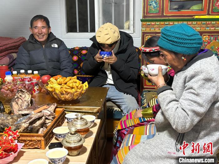 
北医六院黄牛代挂号电话票贩子号贩子网上预约挂号,住院检查加快,（新春走基层）西藏日喀则震后迎农事新年：新年“羌锅”香 情暖“汉藏”家