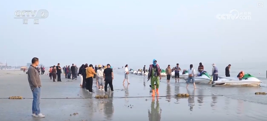 
上海肺科医院黄牛代挂号电话票贩子号贩子网上预约挂号,住院检查加快,以“新市民”服务“新市民”接住新流量 “银发经济”催生更多新机遇