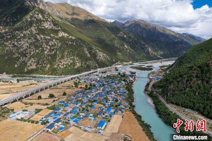 
北京协和医院黄牛代挂号电话票贩子号贩子网上预约挂号,住院检查加快,西藏农村公路通车里程达9.48万公里