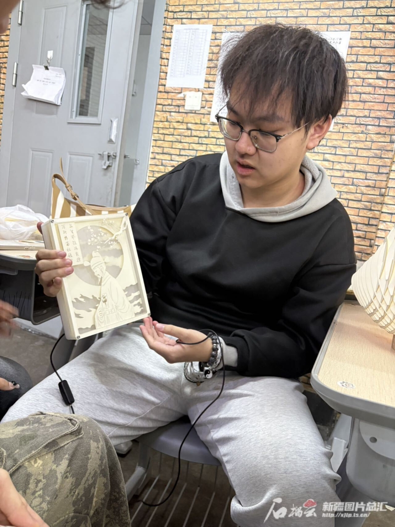 
杭州各大医院黄牛代挂号电话票贩子号贩子网上预约挂号,住院检查加快,新疆好故事 | “捣”出创业资金 “雕”出技能和自信