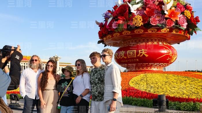
北京302医院黄牛代挂号电话票贩子号贩子网上预约挂号,住院检查加快,超级黄金周展现流动中国活力和潜力